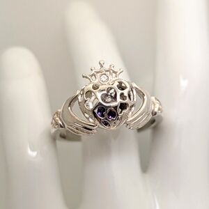 Vintage Sterling Silver Caged Hearts Claddagh Ring